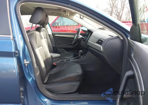 2019 Volkswagen Jetta 1.4T R-Line/1.4T S/1.4T Se from USA, damaged, VIN 3VWC57BU6KM039552